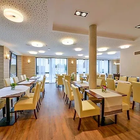 מלון Witt Am 3*